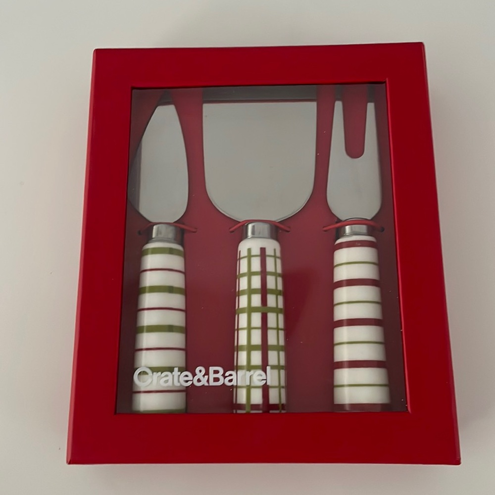 NWT Crate&Barrel Cheese Knives - set of 3